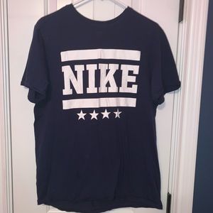 Nike short sleeve tee